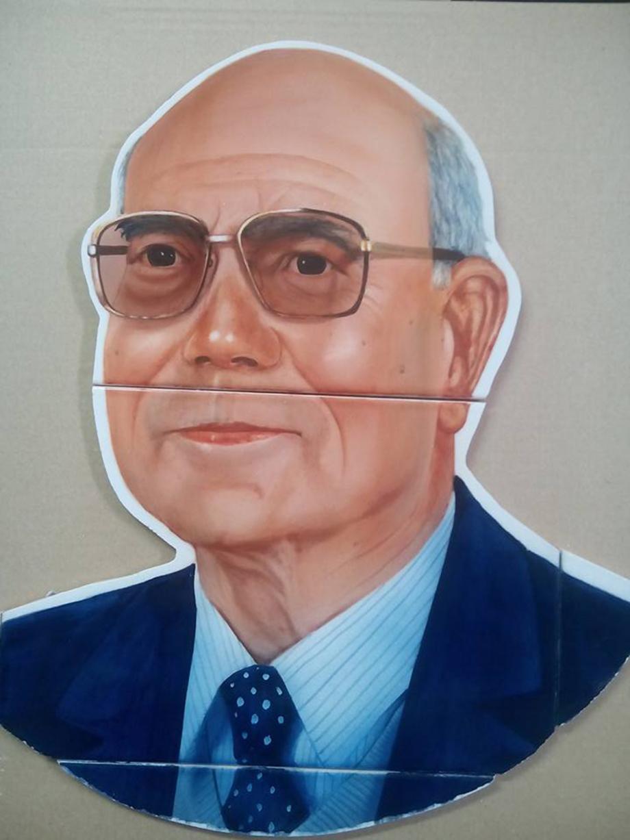 Retrato em azulejos, Gestos Nativos