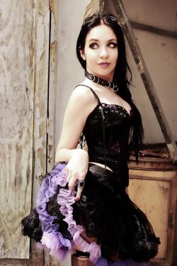 As bonecas representam entidades vindas do mundo místico e da fantasia...