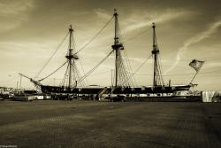 Fragata Dom Fernando e Glória, atracada em Cacilhas, e que serve de Museu.