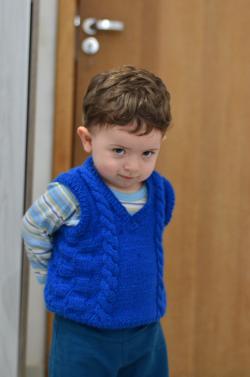 Esa é a carinha que faço quando a minha mãe me pega fazendo arte.